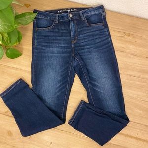 American Eagle Mid-Rise Jeggings